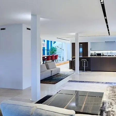 Luxurious 2 Bedroom Penthouse Apartment Copenhagen