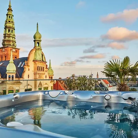 Luxurious 2 Bedroom Penthouse * Copenhagen